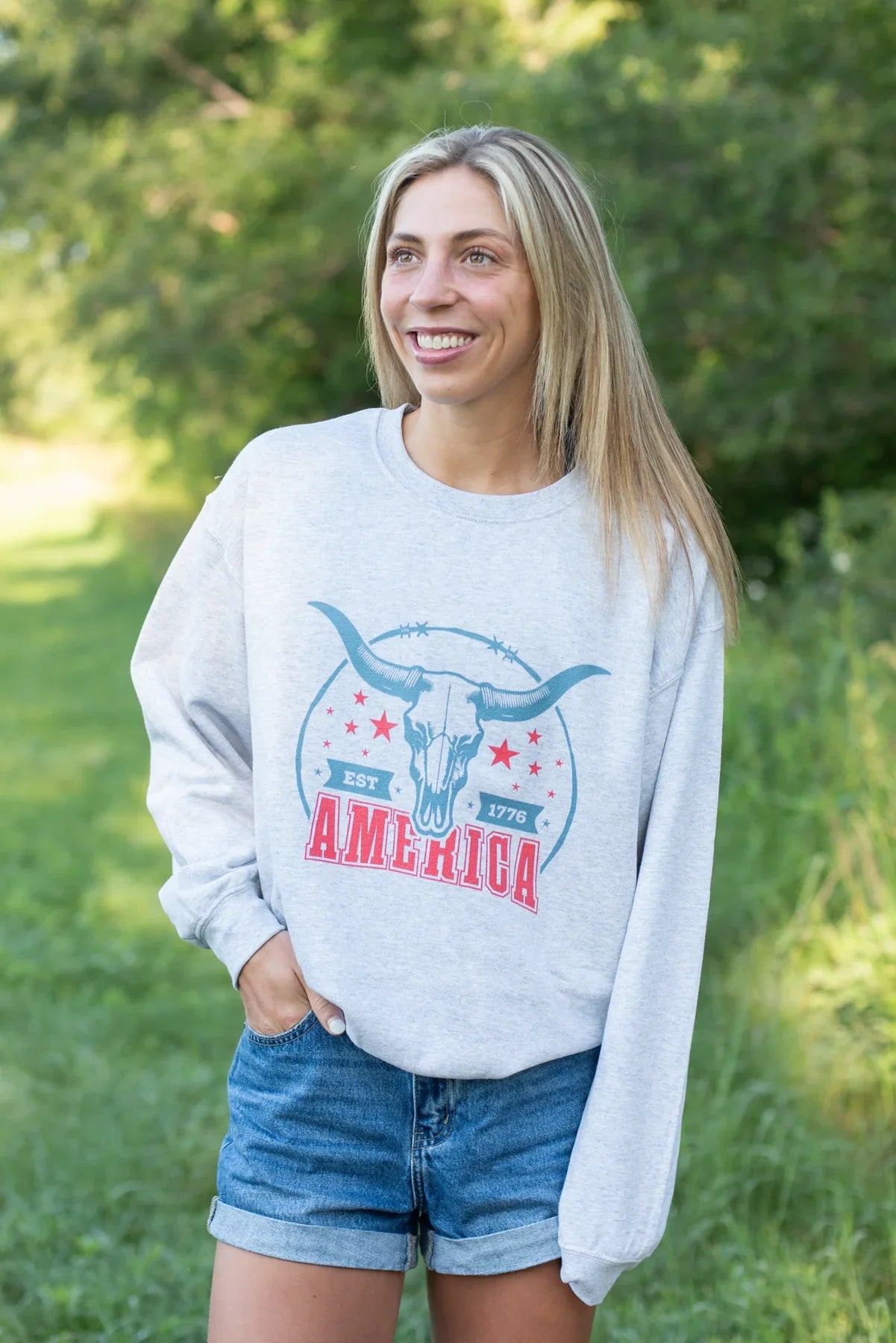 'America' Skull Ash Crewneck