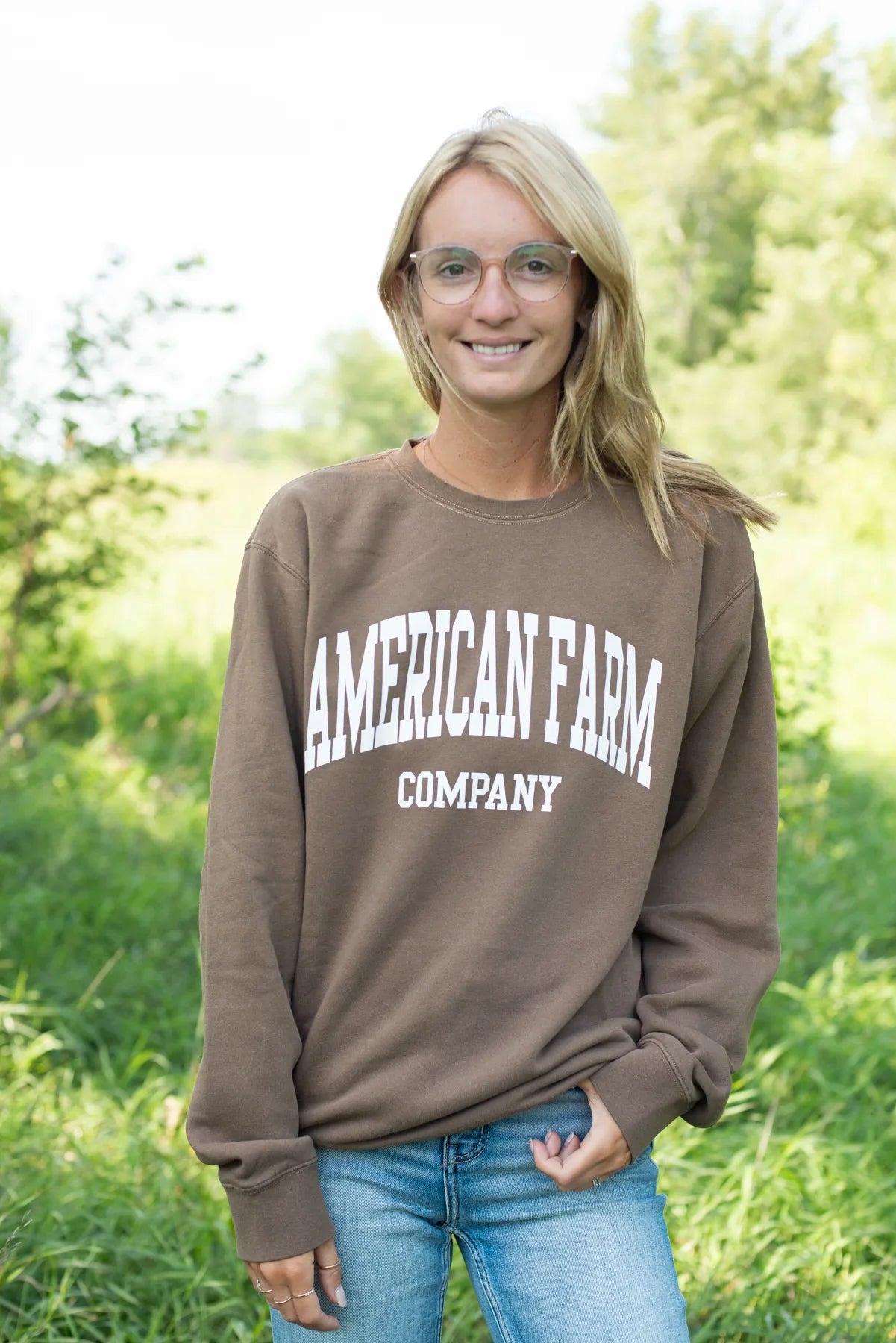 'American Farm Company' Brown Crewneck