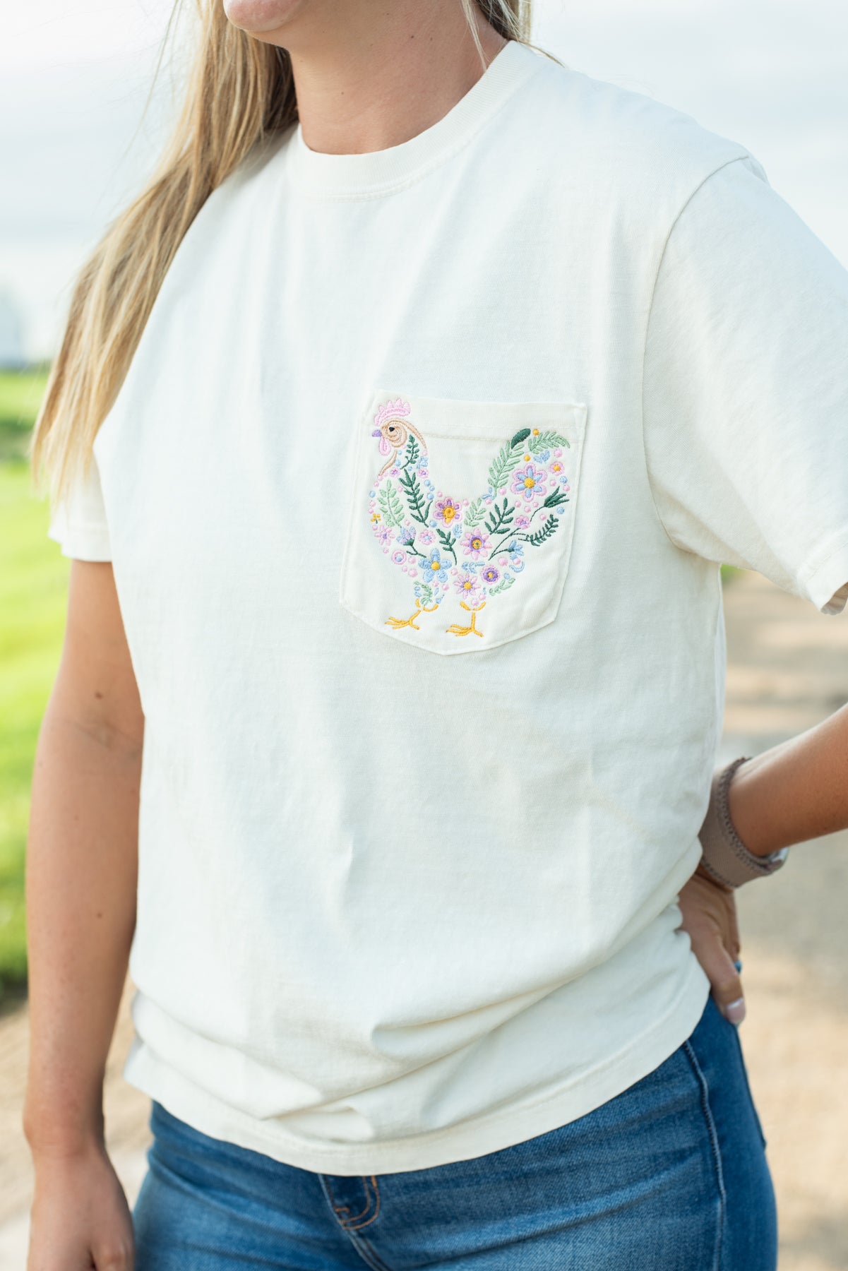 Embroidered Floral Chicken Pocket Ivory Tee