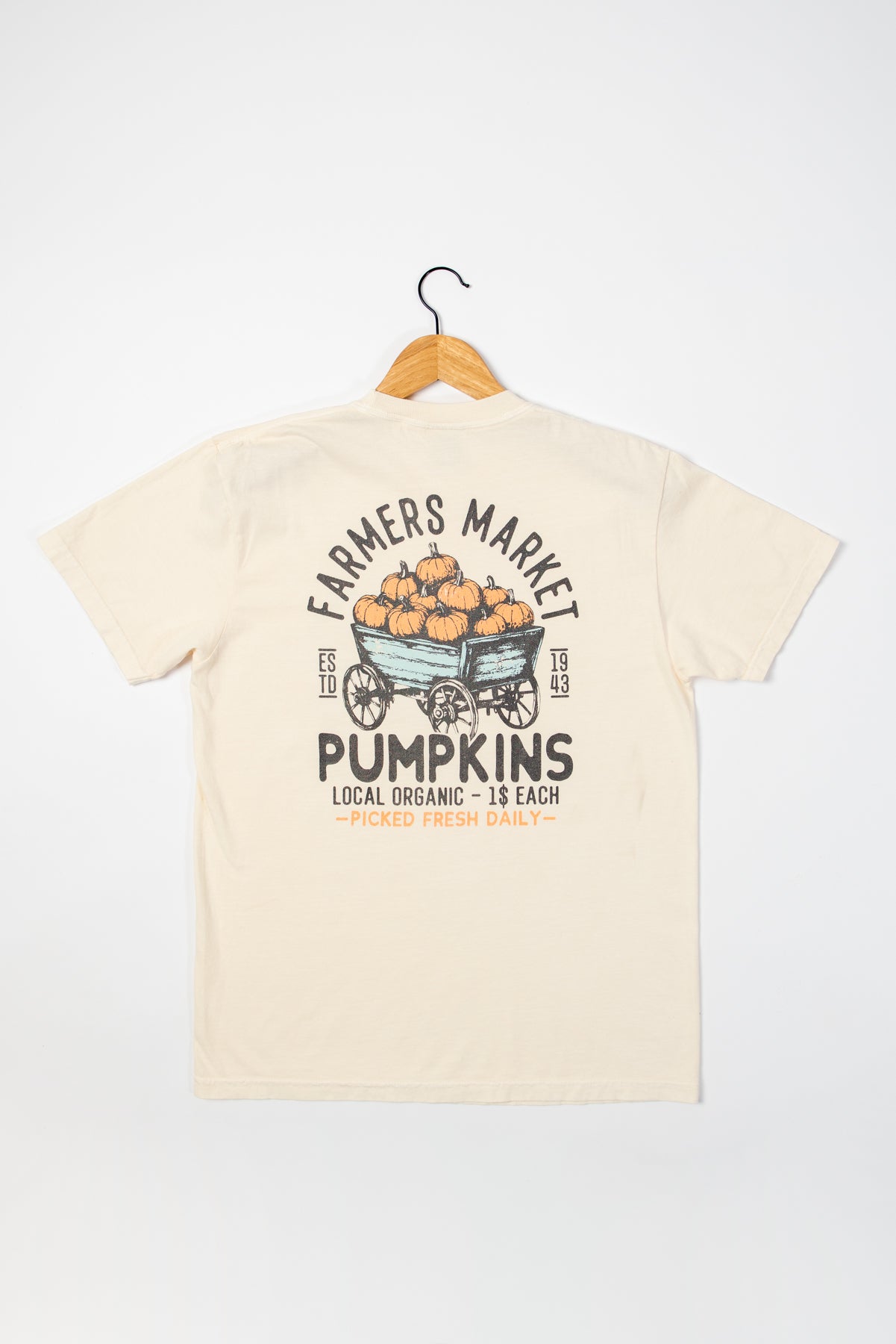 'Farmers Market Pumpkins' Tee