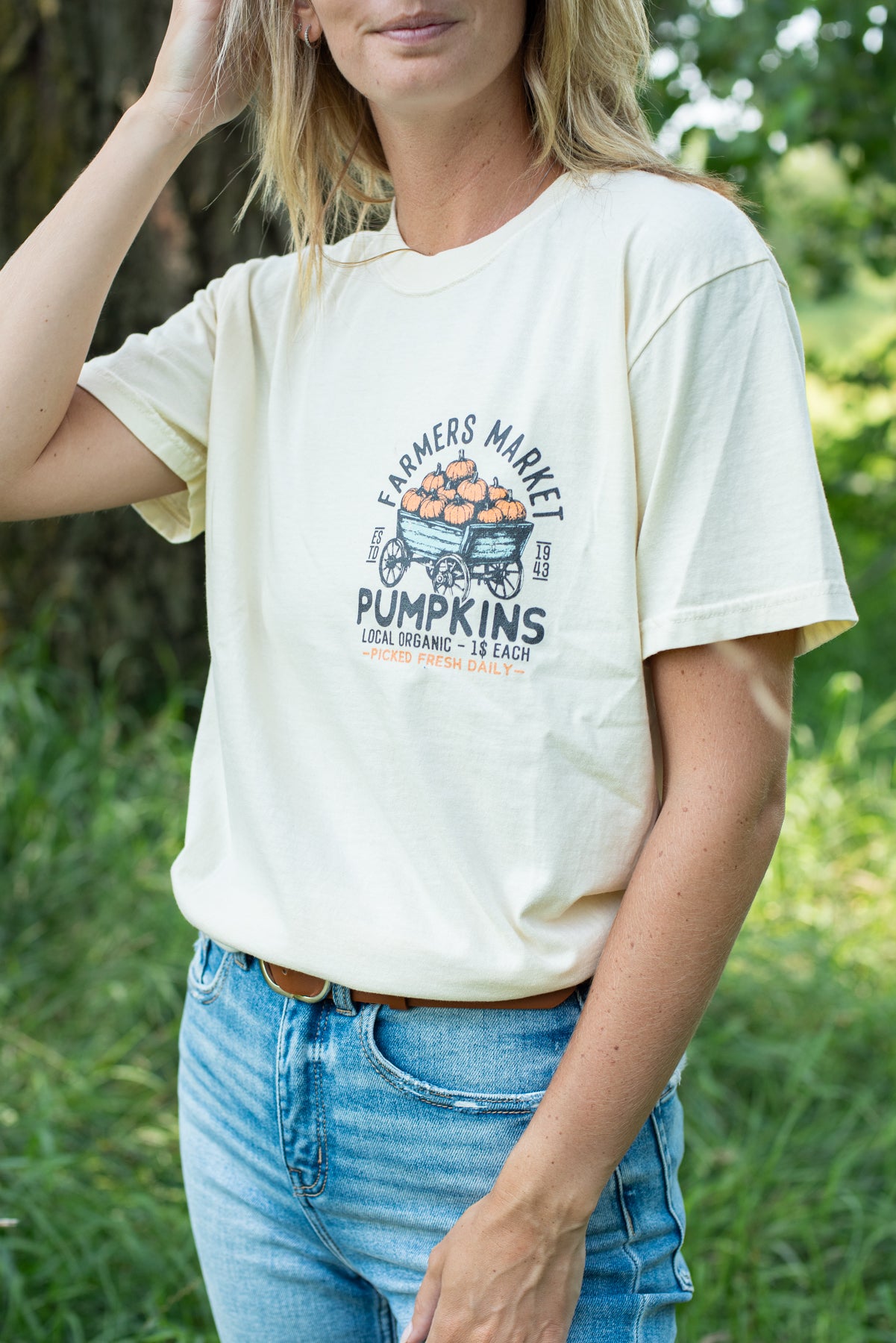 'Farmers Market Pumpkins' Tee