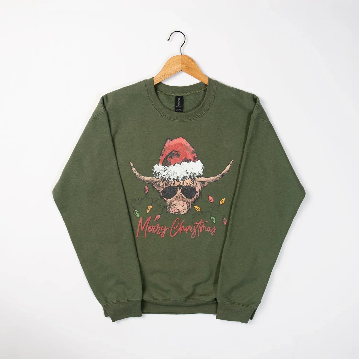 Highland Cow Retro Christmas Crewneck - American Farm Company