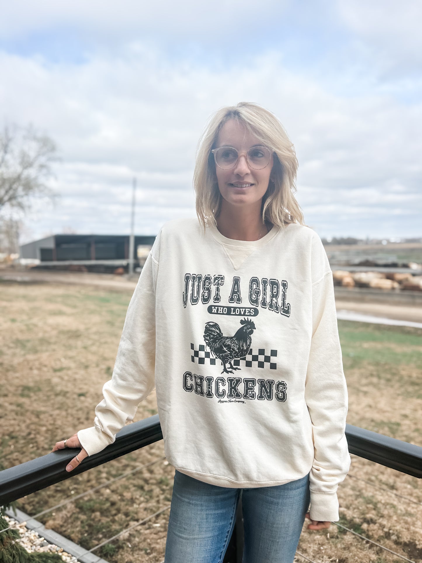 'Just A Girl Who Loves Chickens' Cream Crewneck