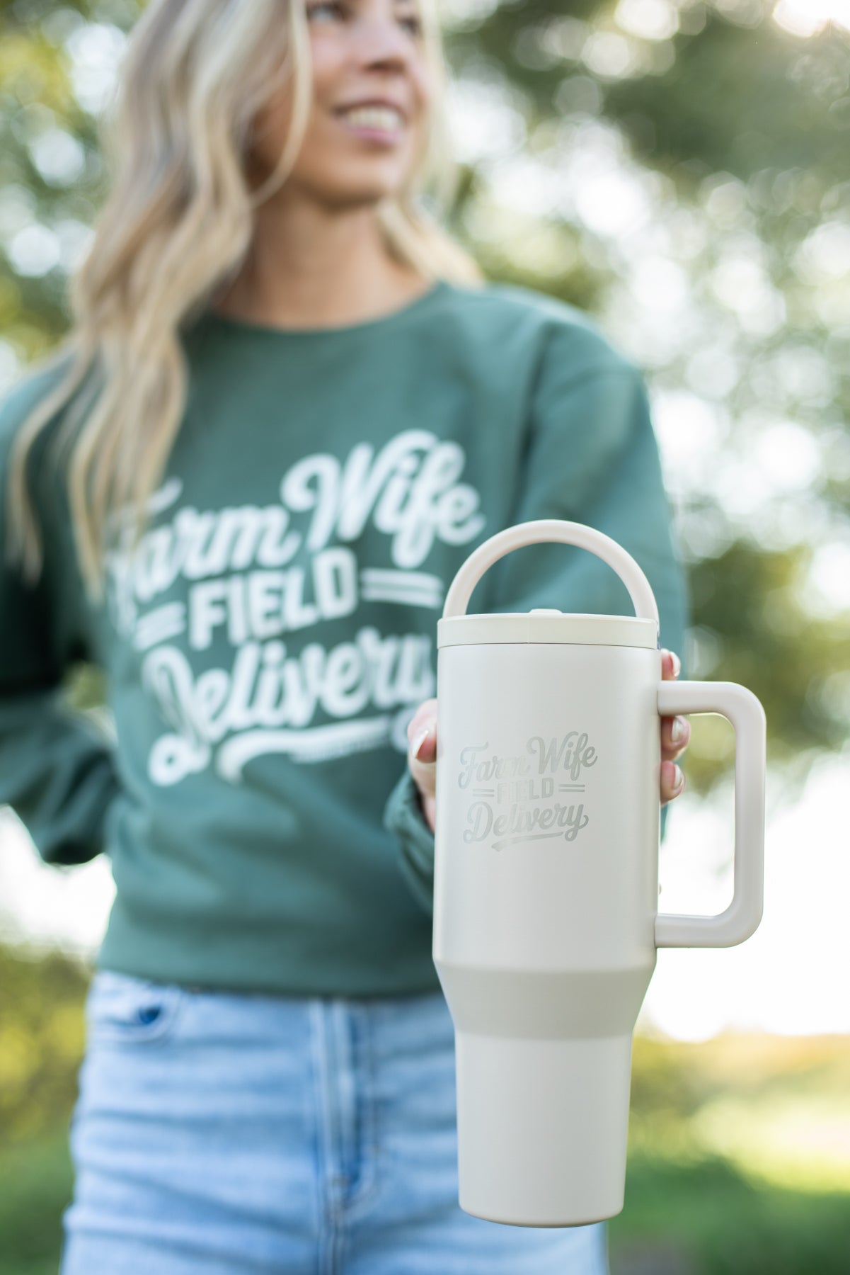 'Farm Wife Field Delivery' 40oz Water Tank Tumbler - Cream