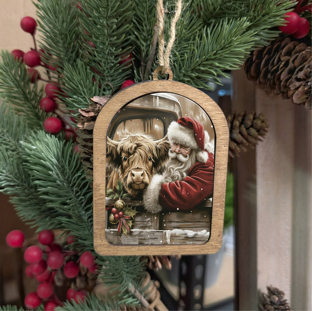 Highland With Santa Canvas Arch Ornament