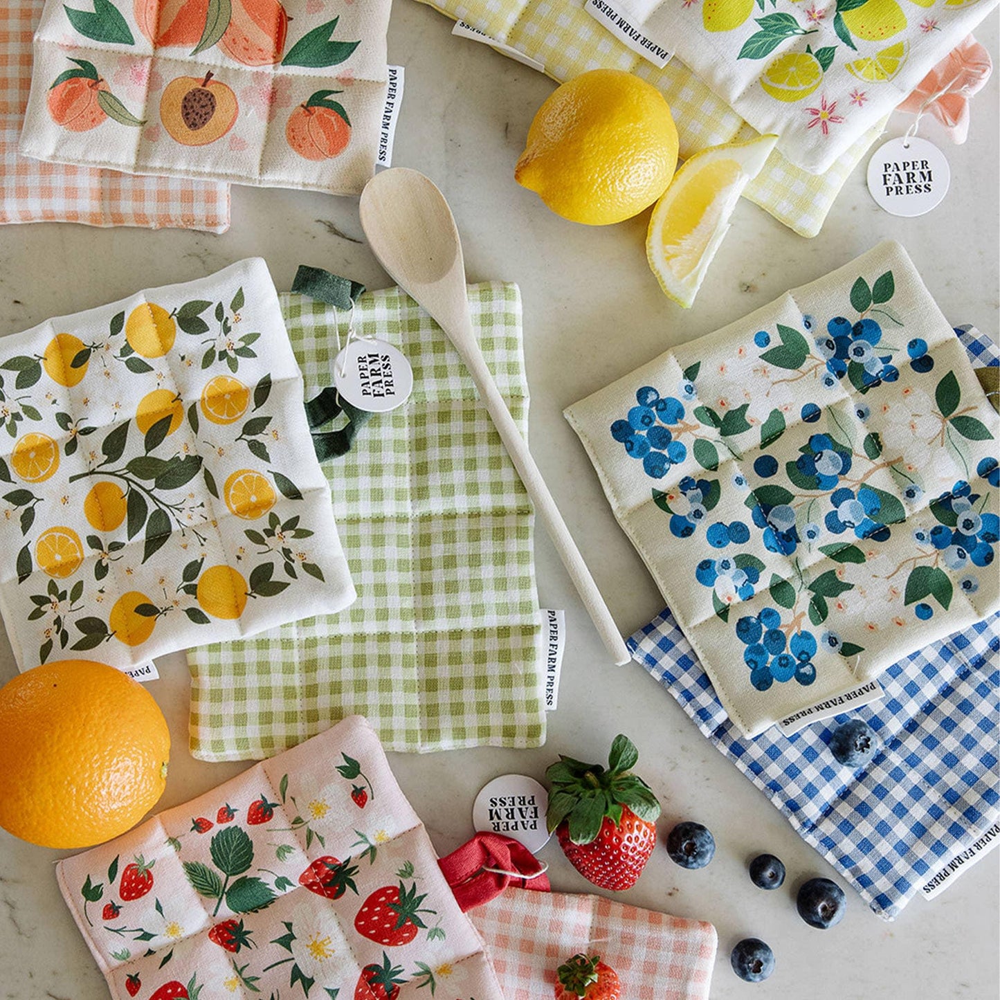 Strawberry Patch Pot Holder Set