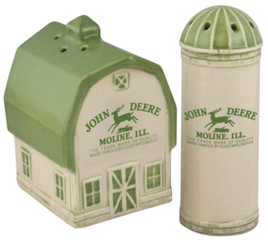 John Deere Vintage Barn & Silo Salt & Pepper Set