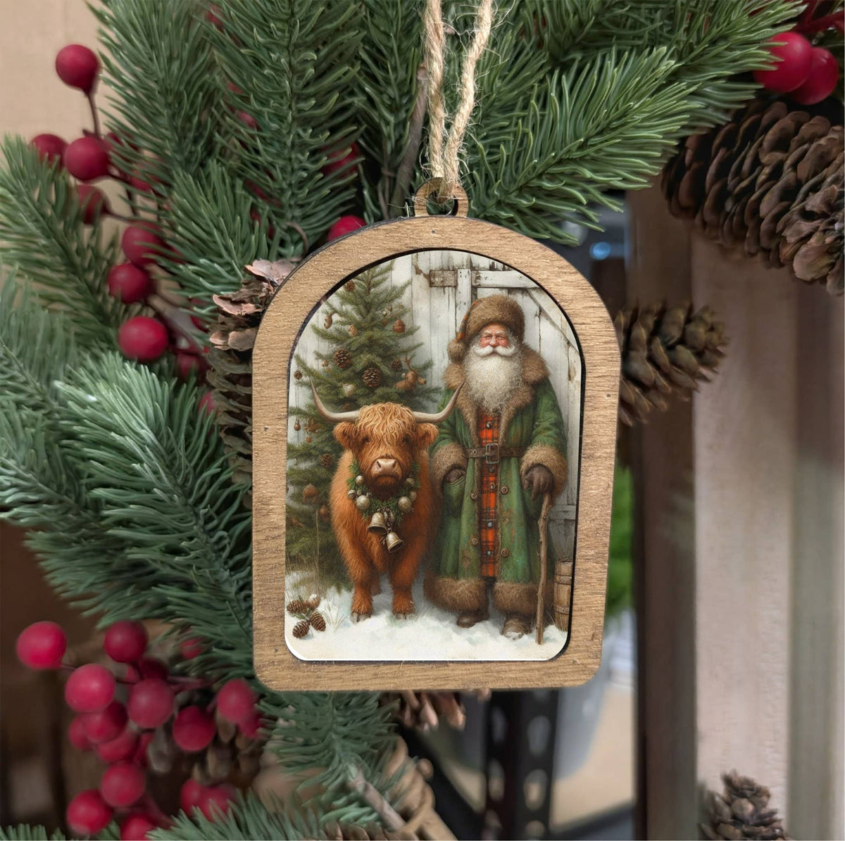 Highland Santa Green Canvas Arch Ornament
