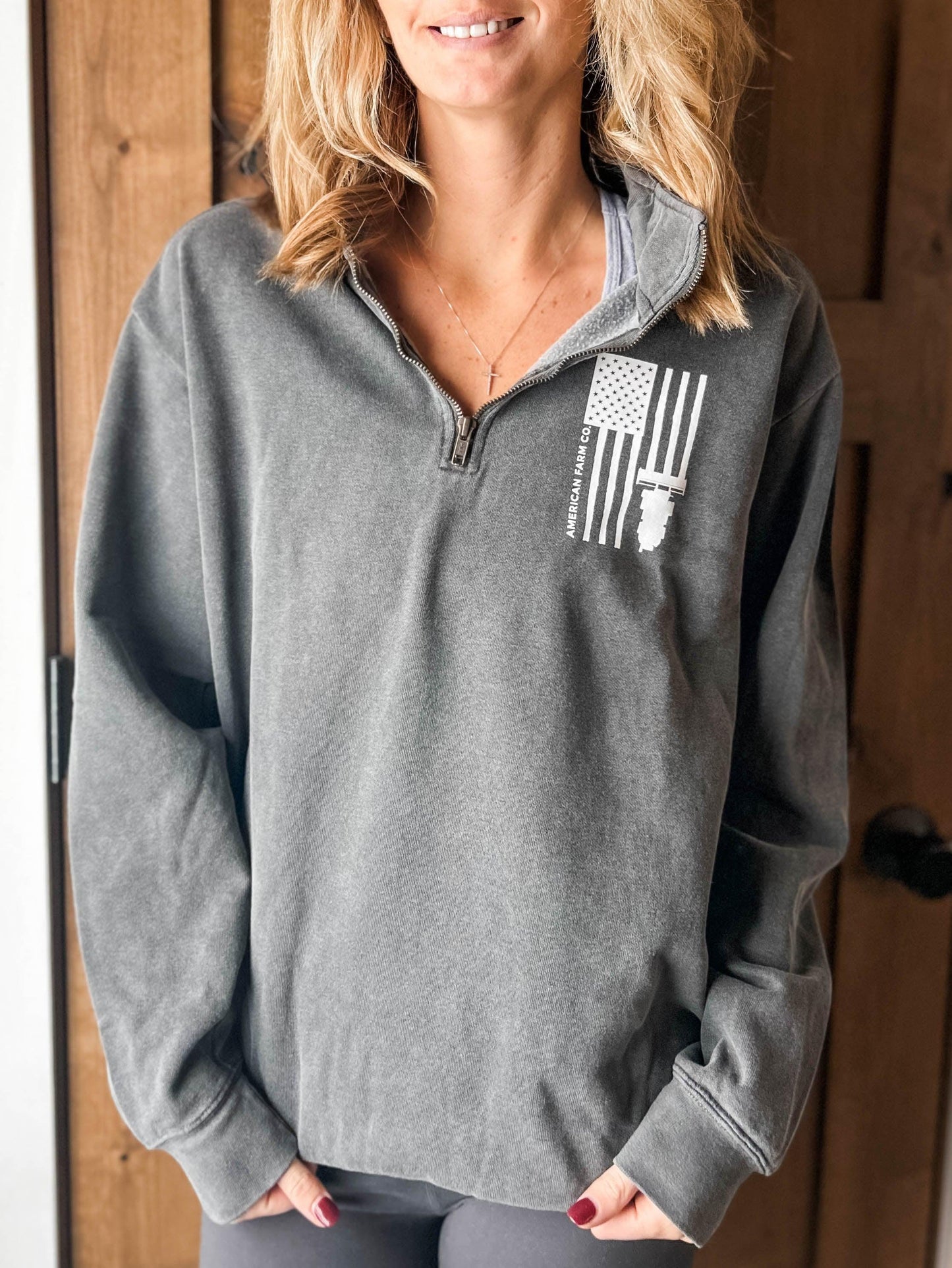 Harvest Flag 1/4 Zip - American Farm Company