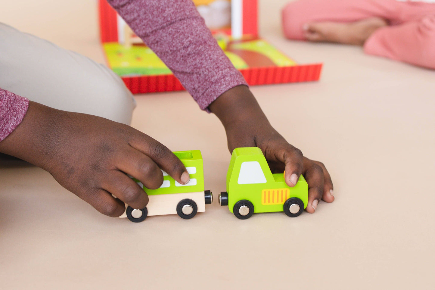 Farm Play Lacing Activity Toy