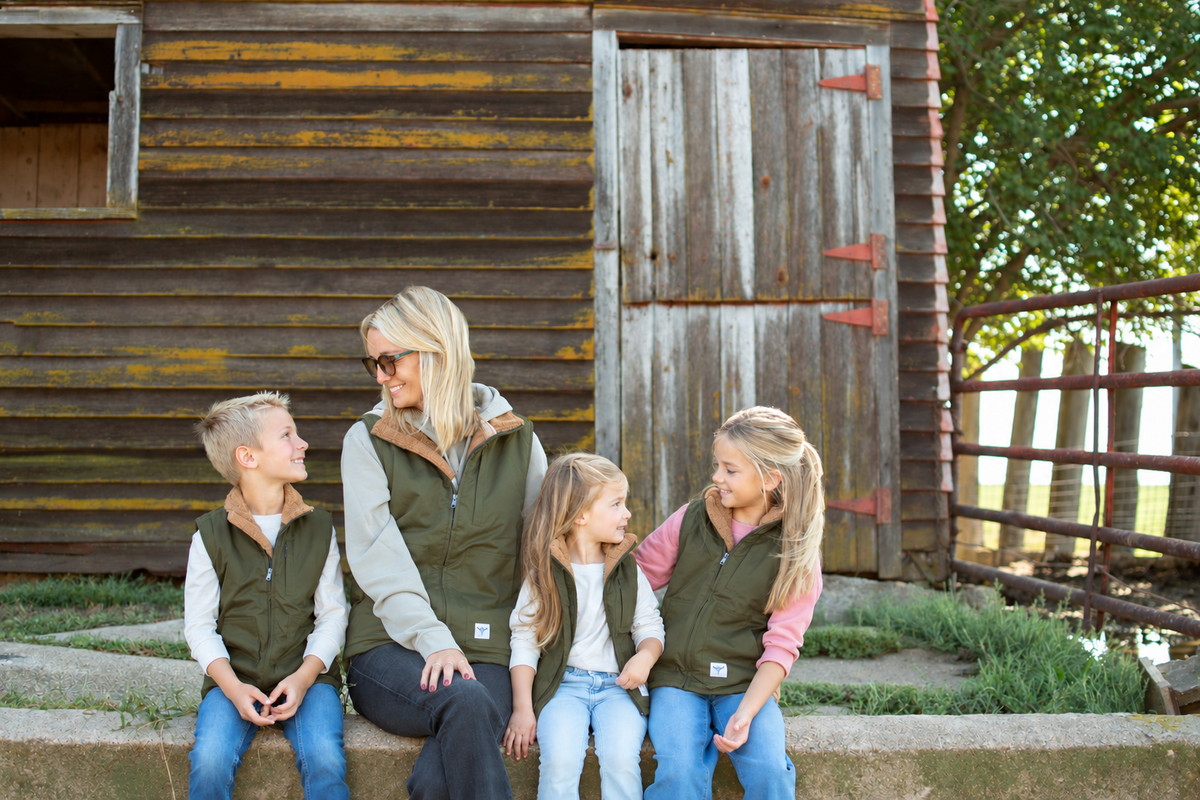 AFC Sherpa Lined Adult Vest - Forest Green