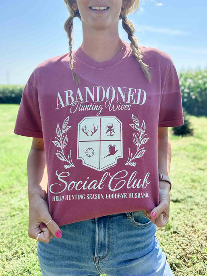 'Abandoned Hunting Wives Club' Washed Red Tee