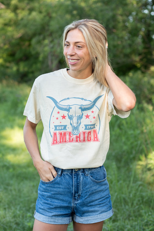 'America' Skull Ivory Tee
