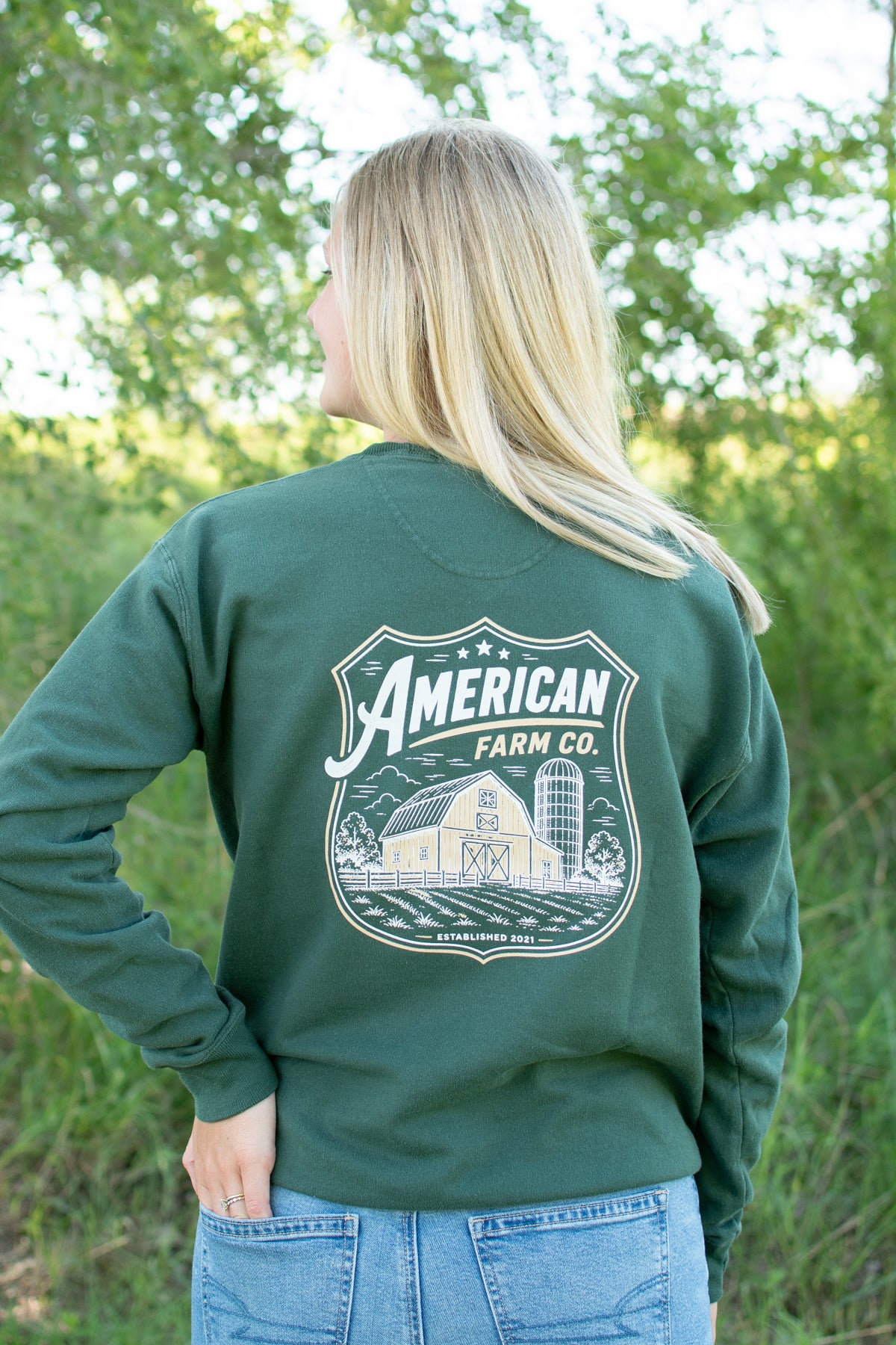 'American Farm Co.' Heritage Barn Crewneck