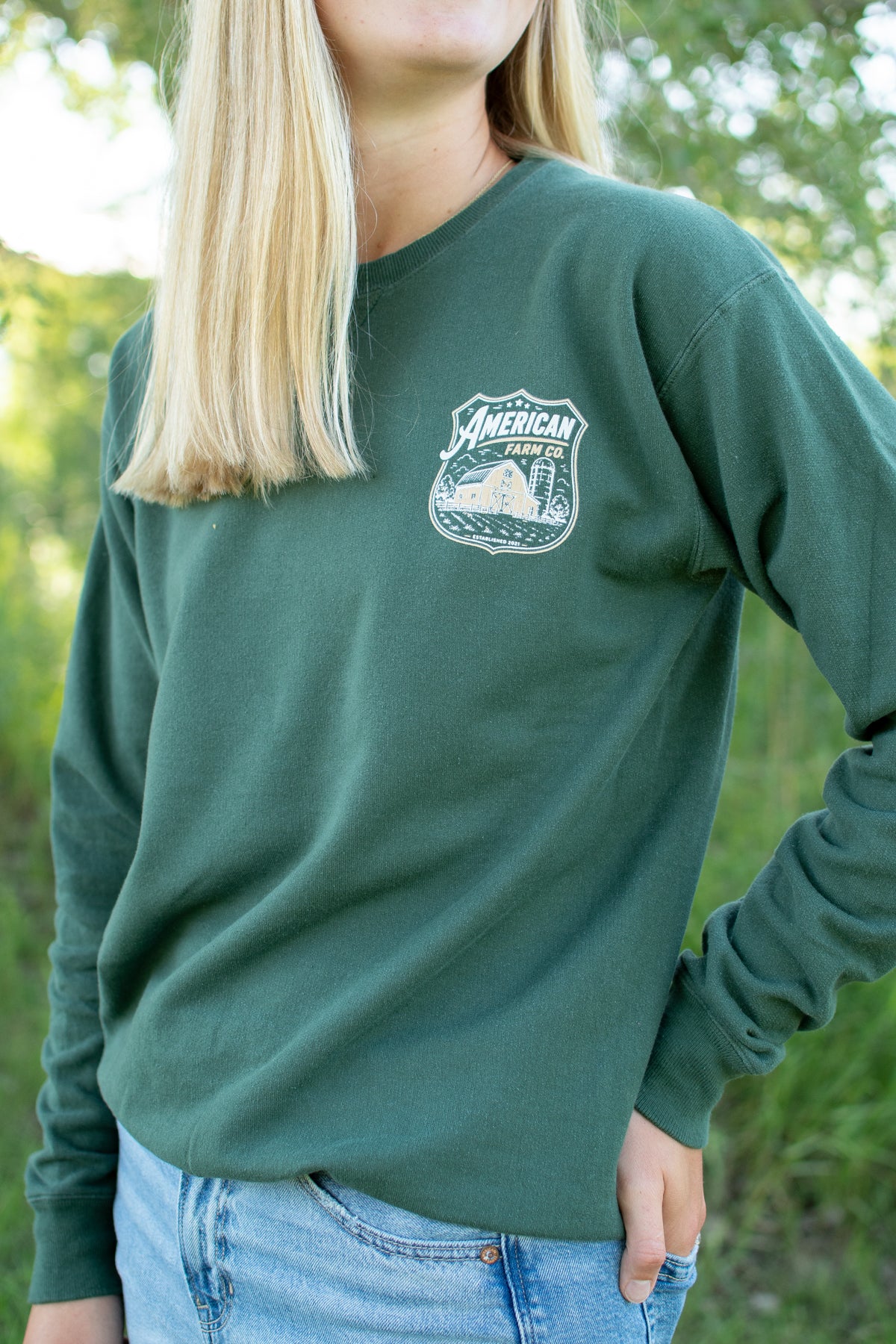 'American Farm Co.' Heritage Barn Crewneck