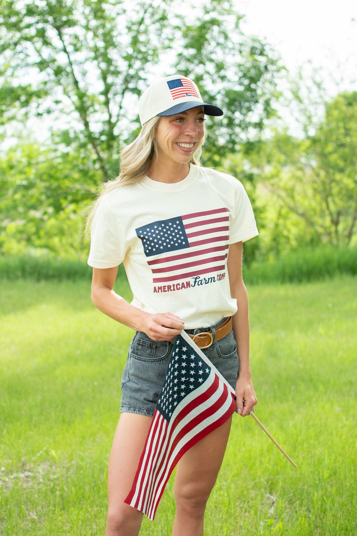 American Farm Company Flag Ivory Tee