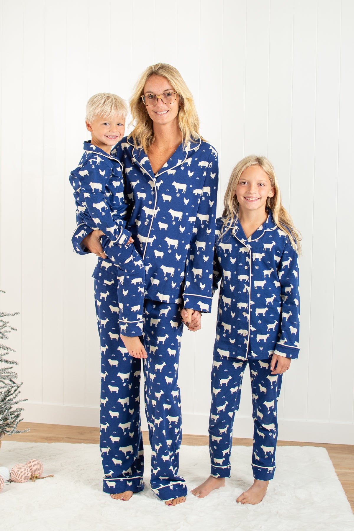 Animals & Snowflakes Adult Notch Collar Top and Pajama Pant Set *Preorder*