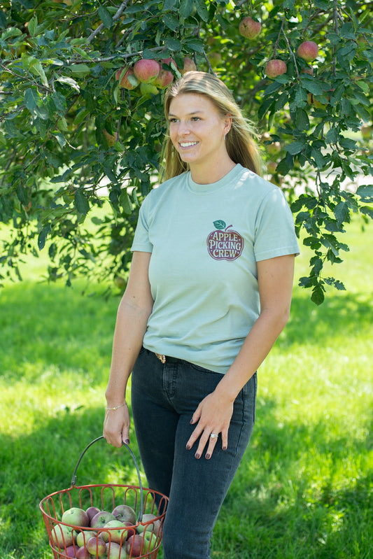 'Apple Picking Crew' Tee