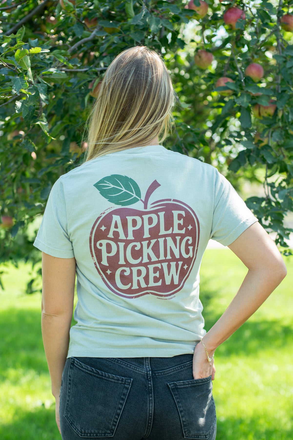 'Apple Picking Crew' Tee