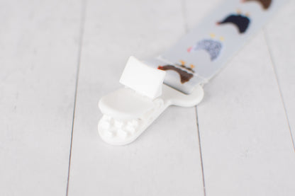 Backyard Chicken Paci Clip