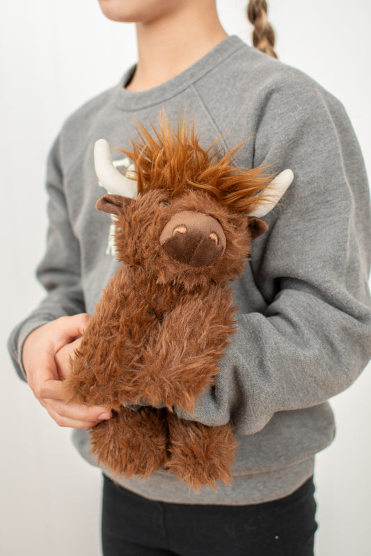 Brown Highland Cow Stuffed Animal Plush - 9"