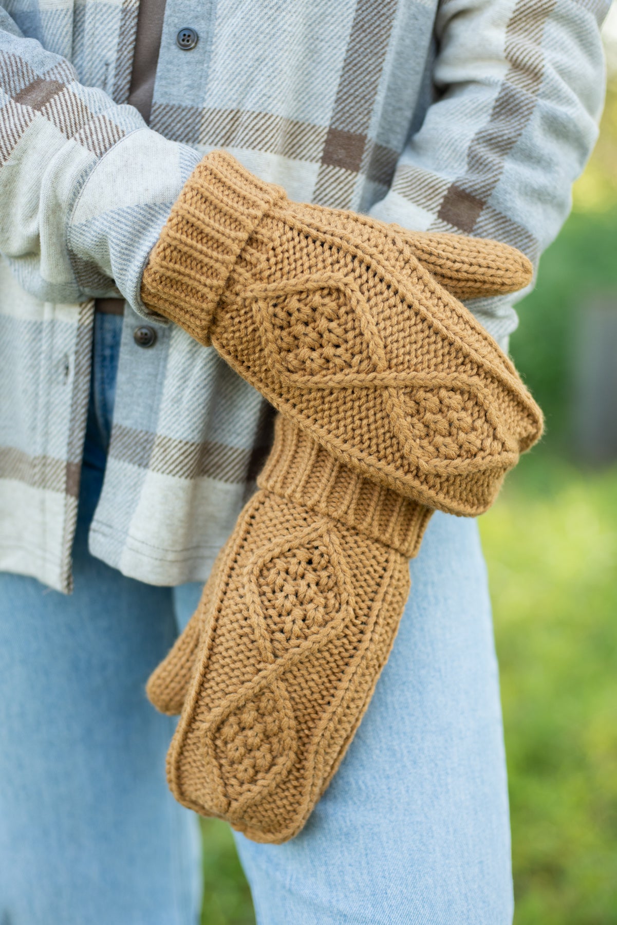 Camel Cable Knit Mittens