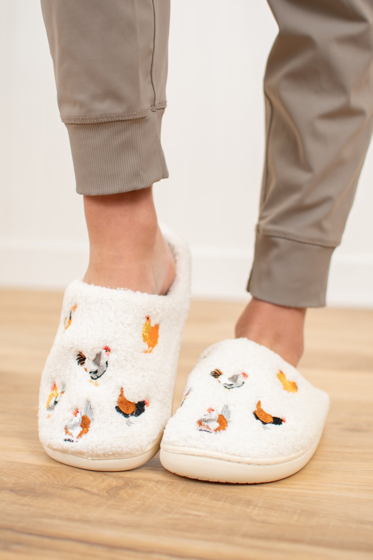 Backyard Chickens Cream Slippers - Adult