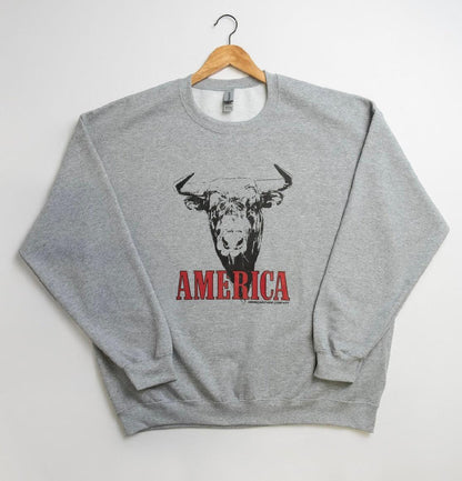 'American Bull' Grey Crewneck - American Farm Company