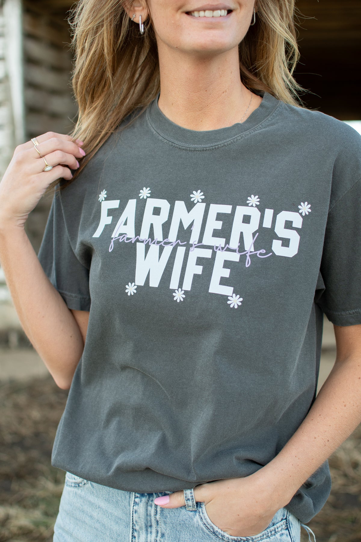 'Farmer's Wife' Daisy Charcoal Tee