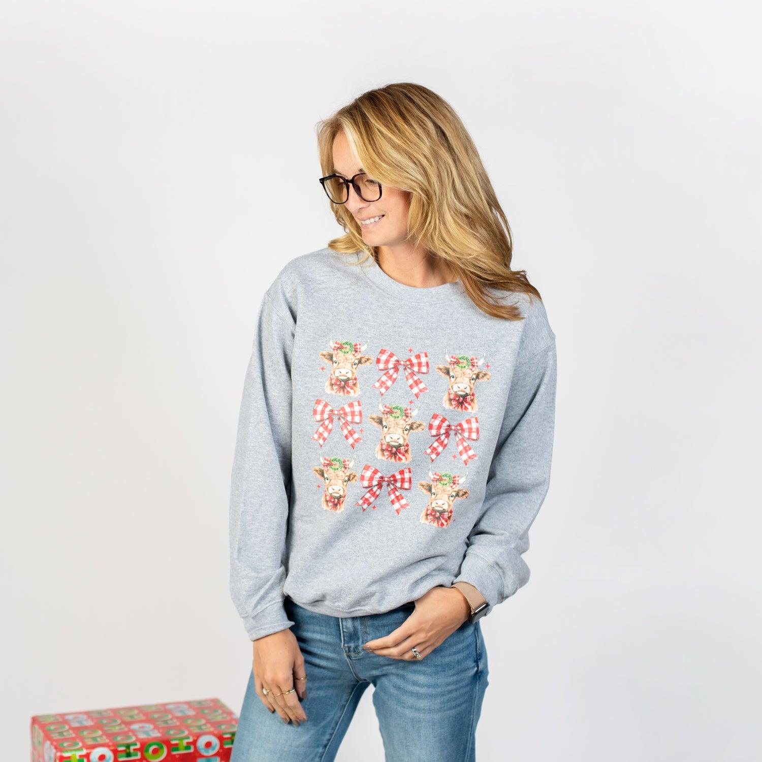 Highland Cow & Bows Crewneck - American Farm Company