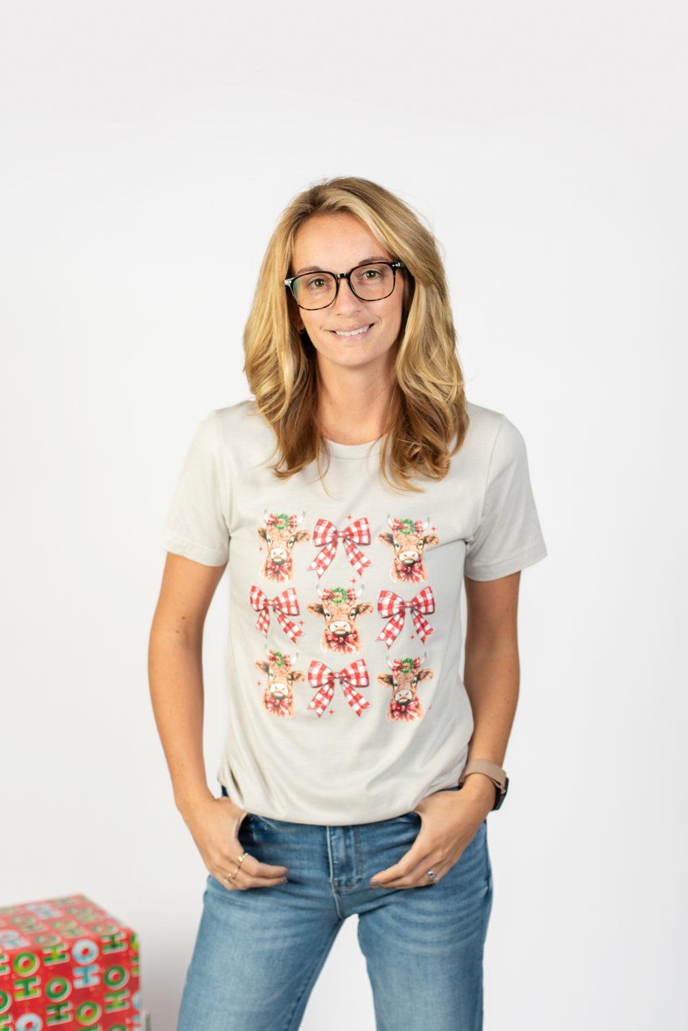 Highland Cow & Bows Tan Tee - American Farm Company