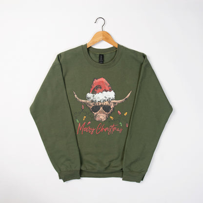 Highland Cow Retro Christmas Crewneck - American Farm Company