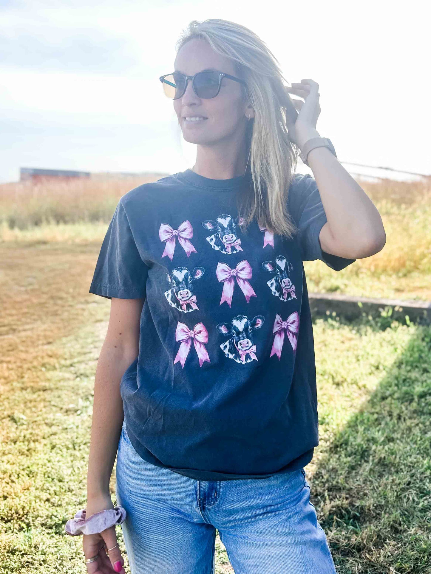 Holsteins & Bows Grey Tee - American Farm Company