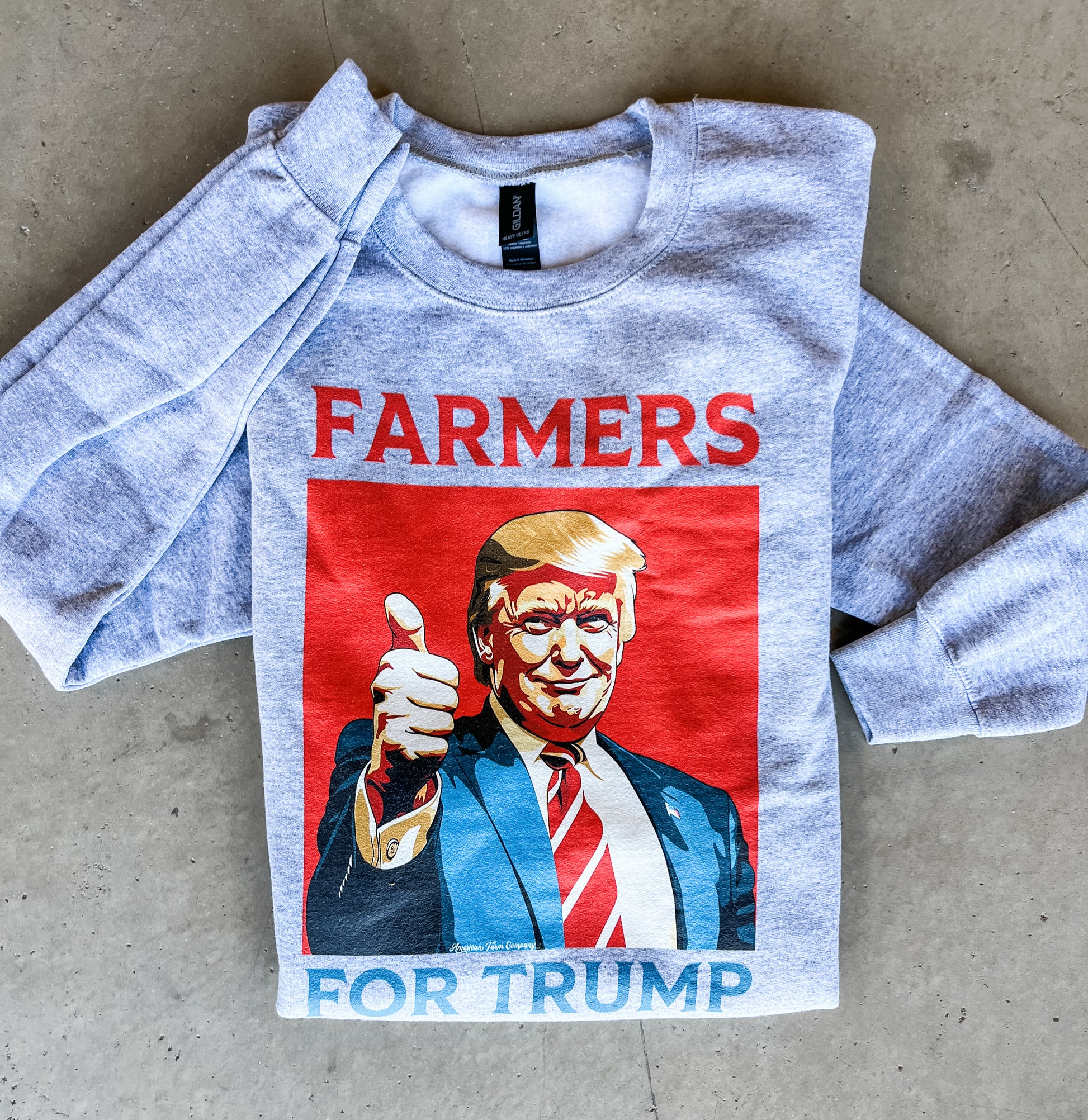 Farmers for Trump Grey Crewneck - Trump '24 - American Farm Company