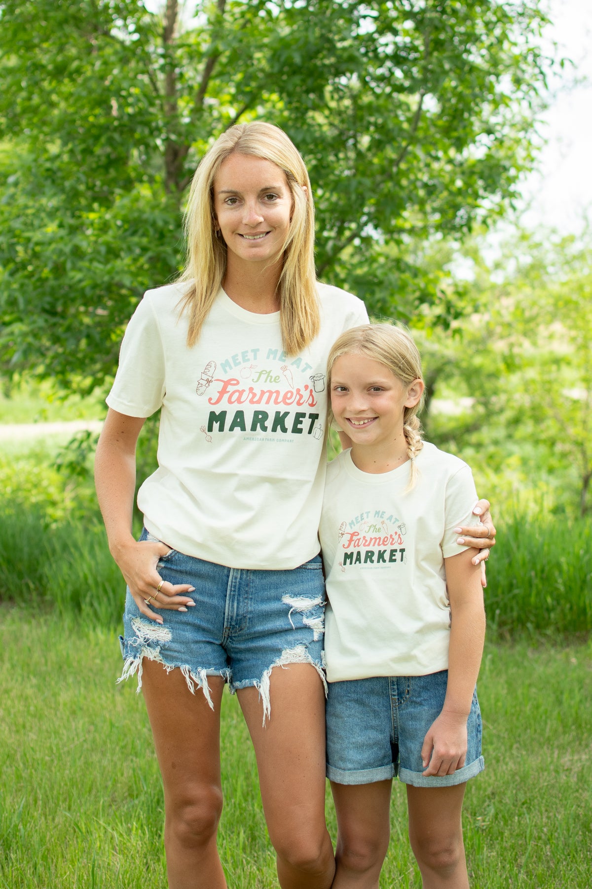 'Meet Me at the Farmer's Market' Ivory Toddler/Youth Tee