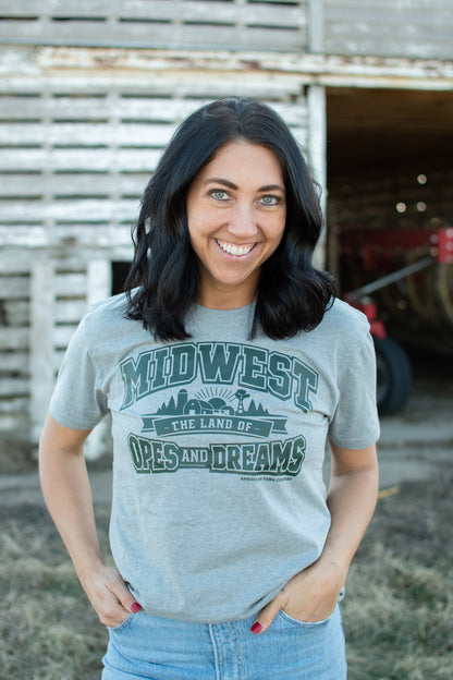Midwest - Land of Opes and Dreams' Gray Essentials Tee