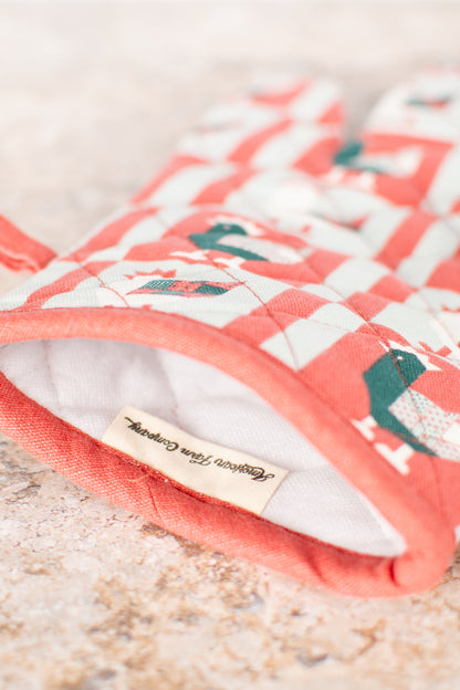 Patchwork Christmas Chicken Oven Mitt & Pot Holder Set