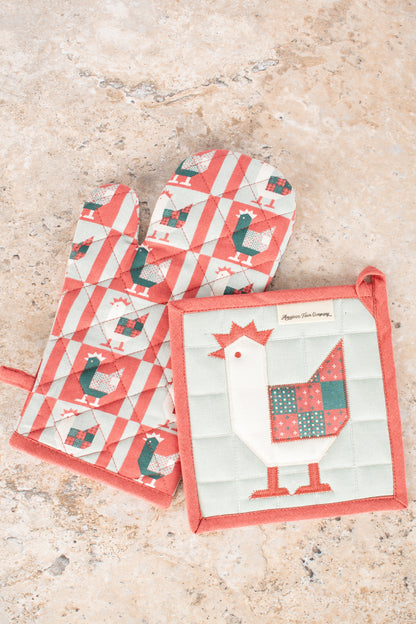 Patchwork Christmas Chicken Oven Mitt & Pot Holder Set