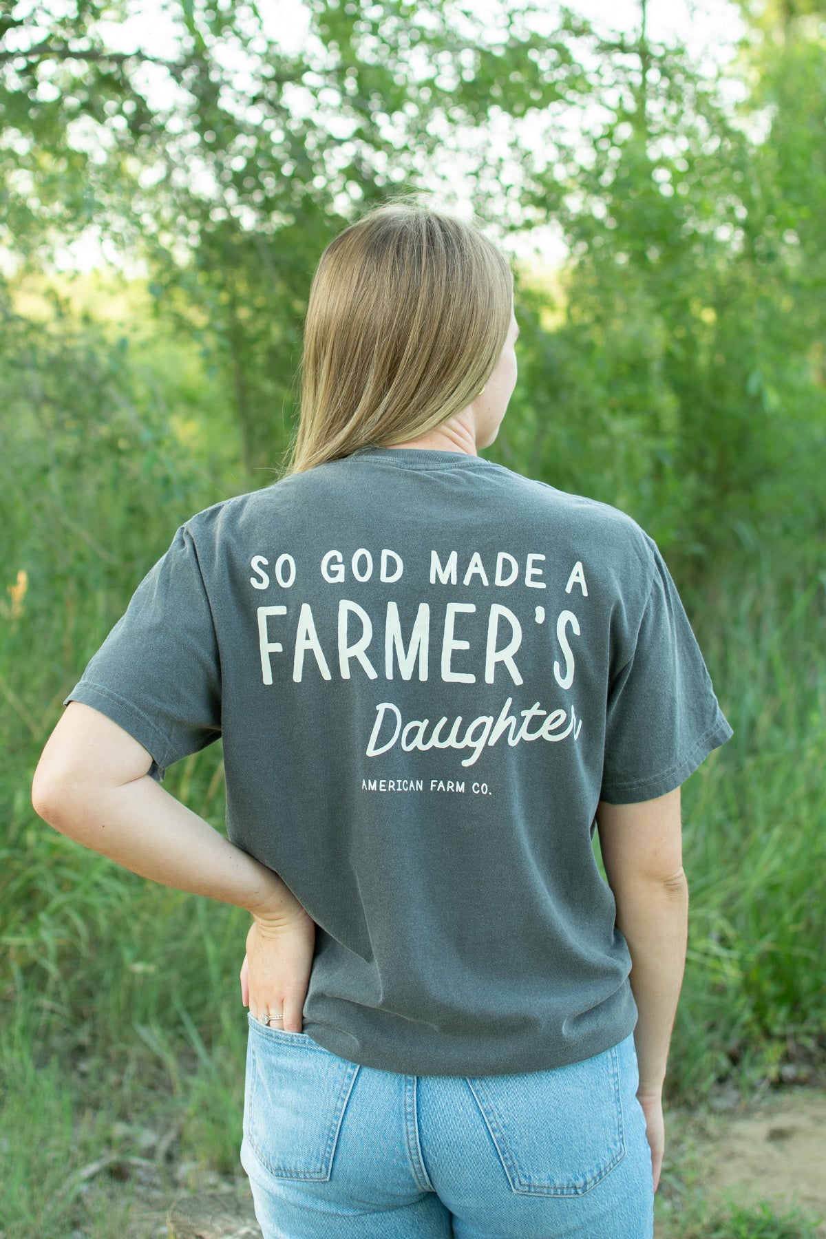 'So God Made a Farmer's Daughter' Adult T-Shirt - Charcoal