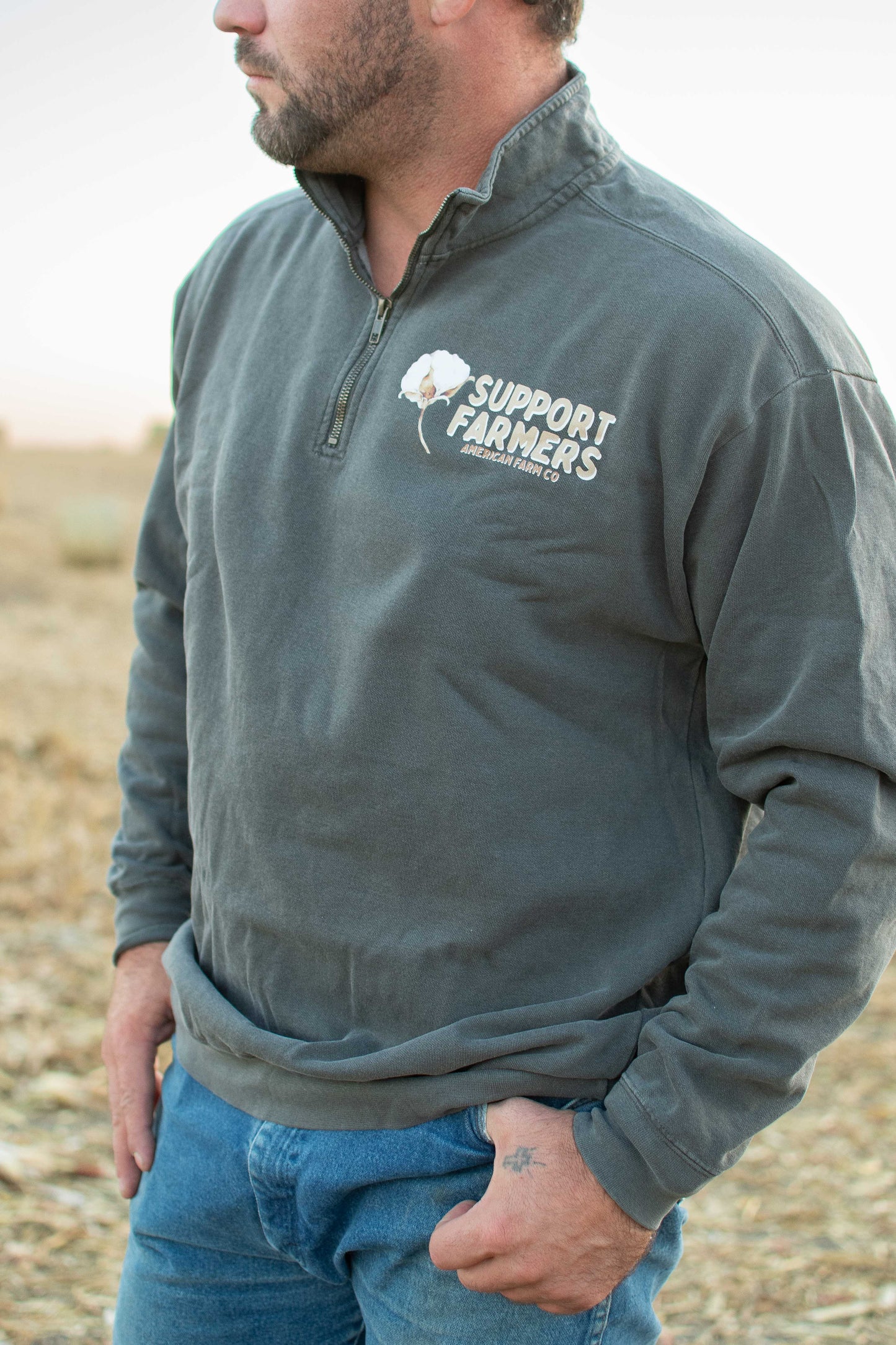 Support Farmers Cotton 1/4" Washed Charcoal Zip [M]
