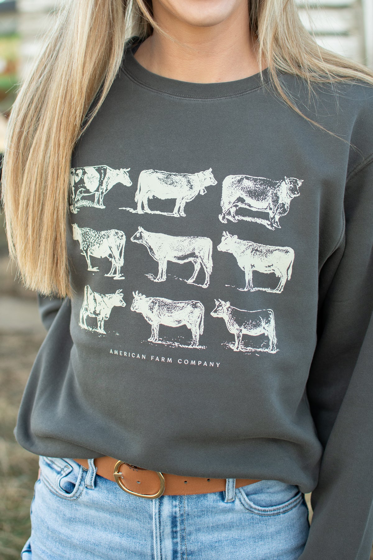 Vintage Cattle Charcoal Crewneck