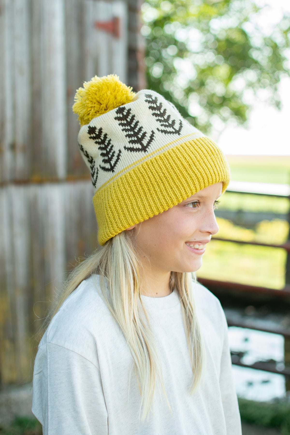 Wheat Pattern Knit Pom-Pom Cuffed Stocking Cap