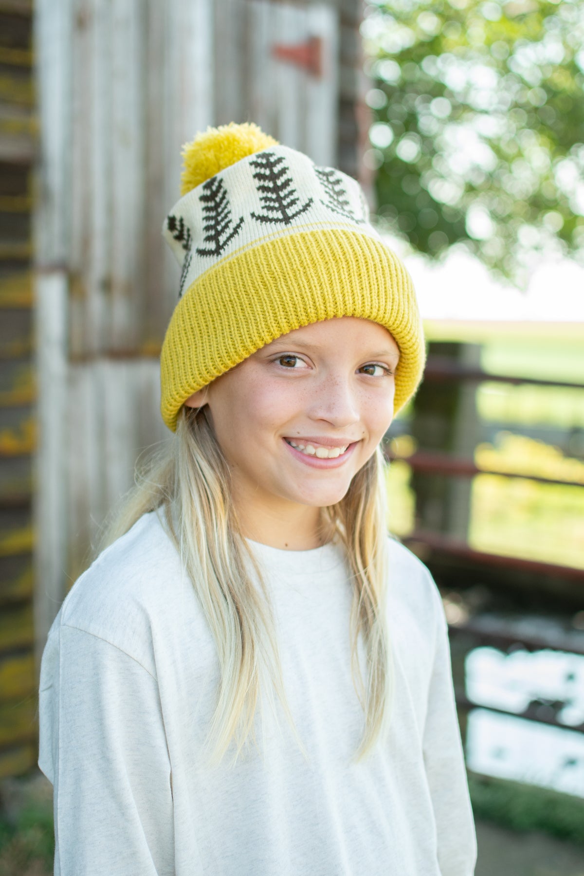 Wheat Pattern Knit Pom-Pom Cuffed Stocking Cap