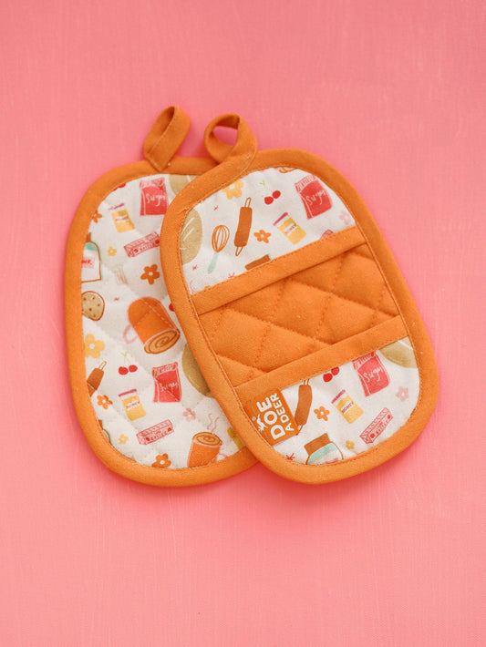 Baking Day Mini Mitts - Set of 2