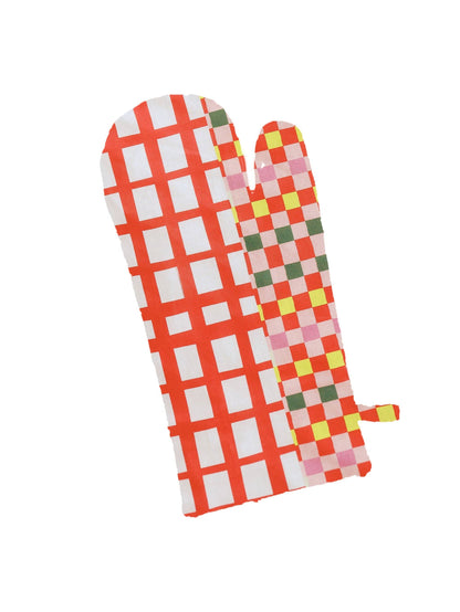Fa La La Flannel Oven Mitt