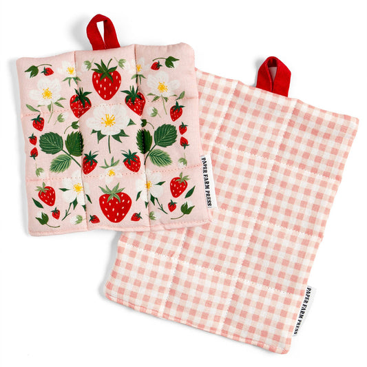 Strawberry Patch Pot Holder Set