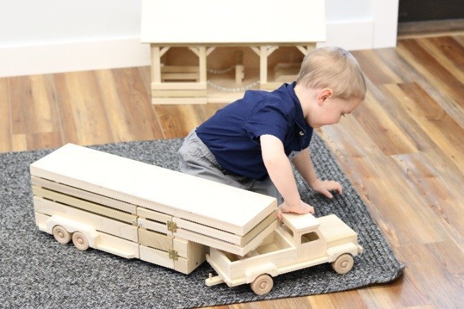 Amish-Made Wooden Toy Pickup and Gooseneck Trailer Set - American Farm Company